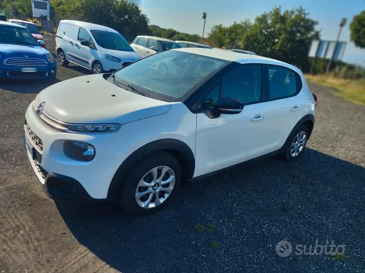 Usata Citroën C3 Shine 102 CV (75 kW) 2019 Bianco Utilitaria