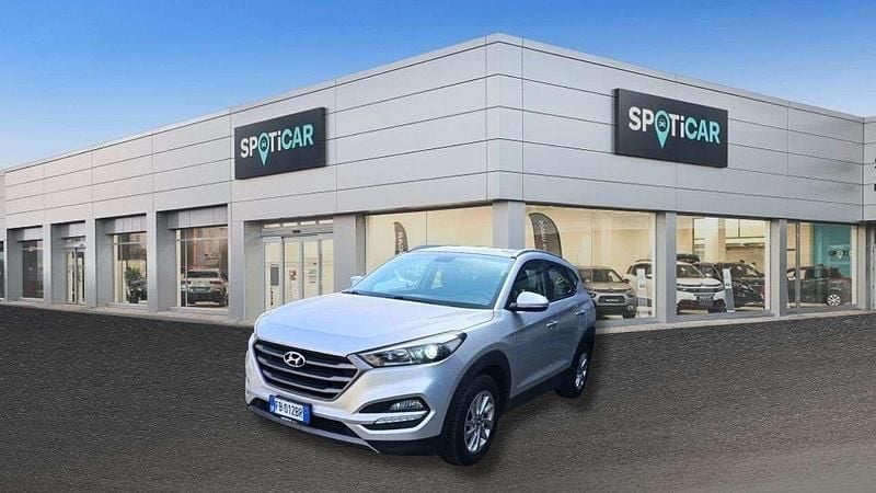 Usata Hyundai Tucson Comfort 136 CV (100 kW) 2015 Argento metallizzato SUV