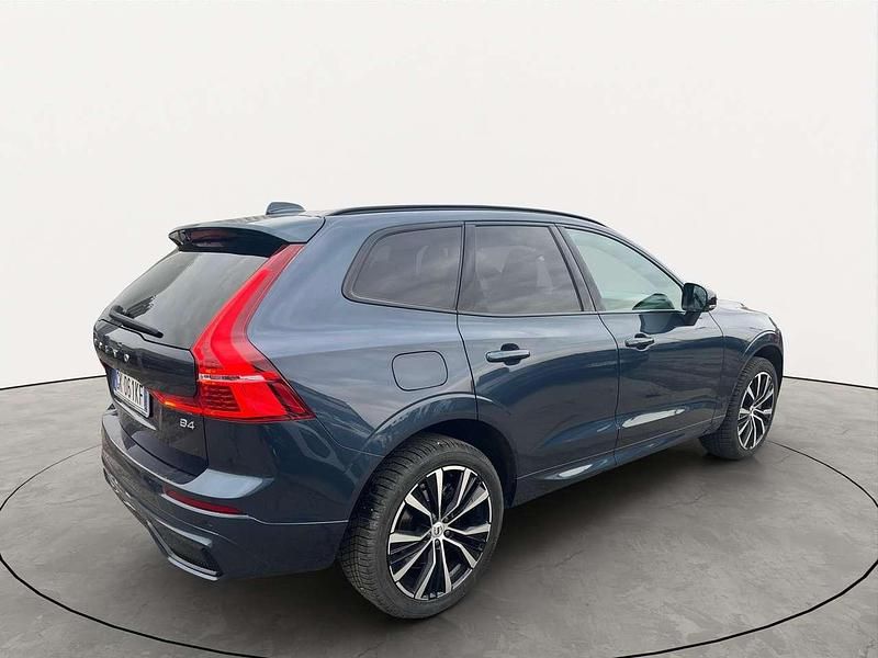 Usata Volvo XC60 Plus 197 CV (144 kW) 2023 Blu/azzurro SUV