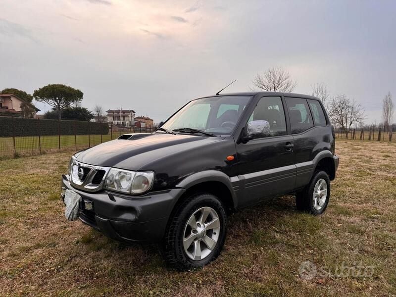 Usata 2005 Nissan Terrano SUV | 3500 € (Super prezzo) - Immagine 1/4
