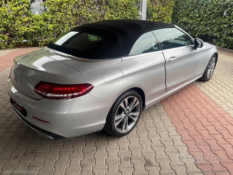Usata Mercedes C220 170 CV (125 kW) 2017 Argento Cabrio