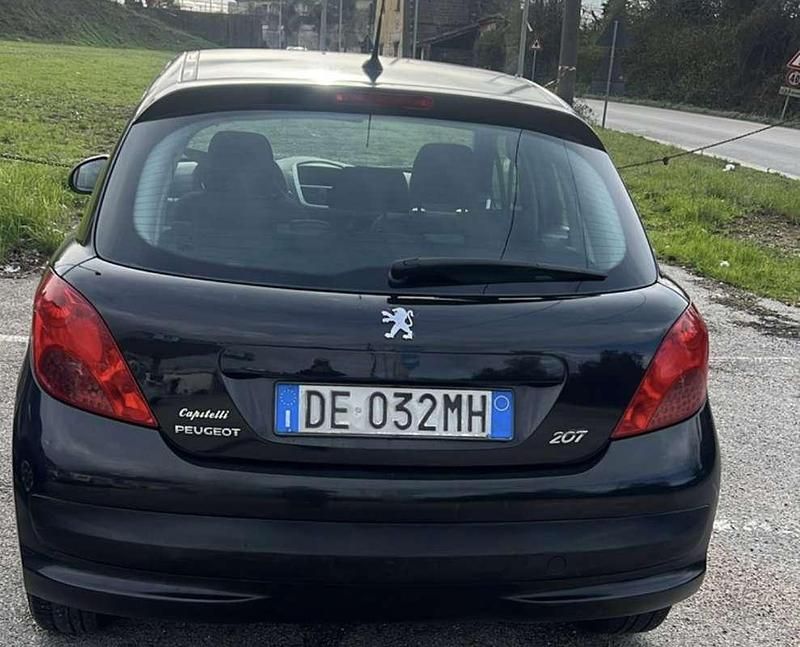 Usata Peugeot 207 68 CV (50 kW) 2007 Berlina