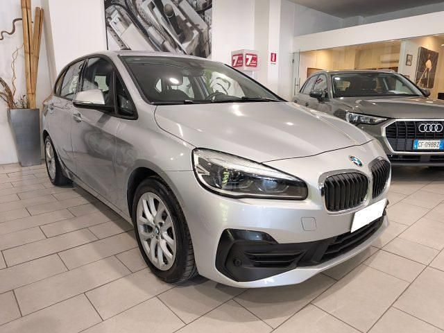 Usata BMW 225 Active Tourer Efficient Dynamics 136 CV (100 kW) 2021 Argento Monovolume