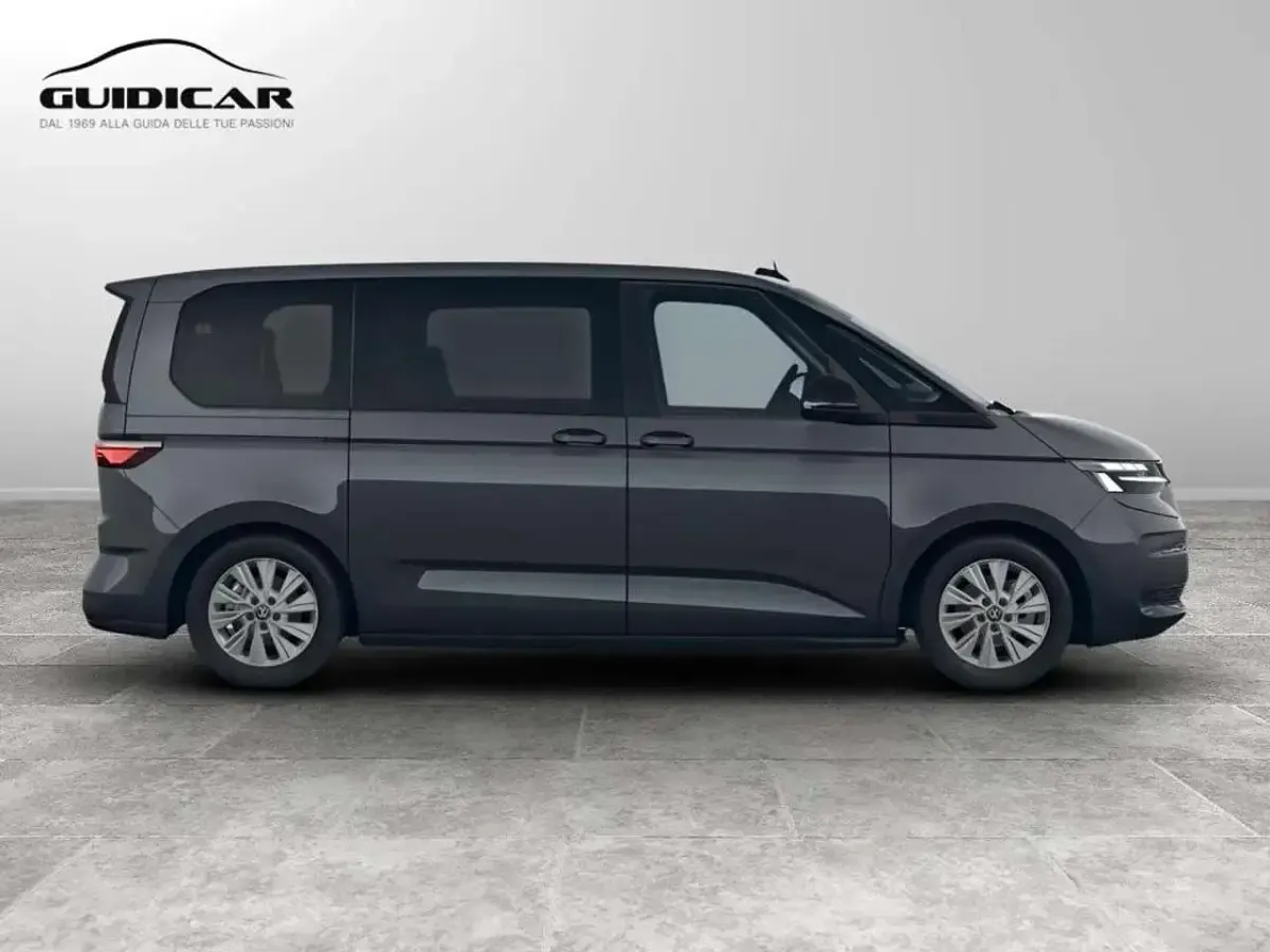 Nuova VW Multivan 150 CV (110 kW) 2026 Pure grey Monovolume