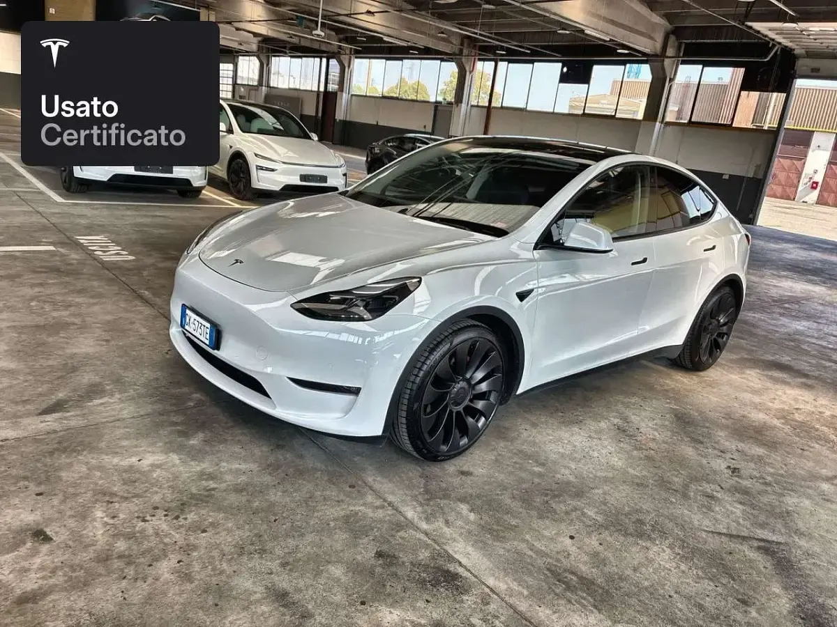 Usata Tesla Model Y Performance 392 kW (533 CV) 2022 Pearl white multicoat SUV