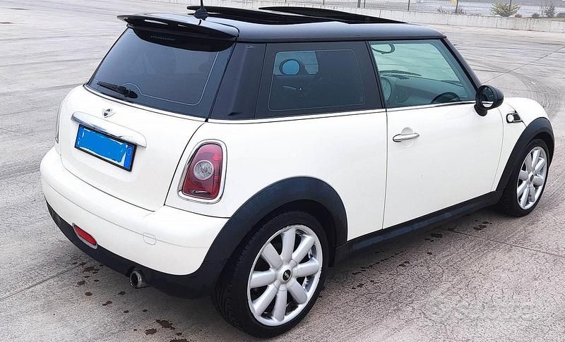 Usata Mini Cooper D 109 CV (80 kW) 2008 Utilitaria