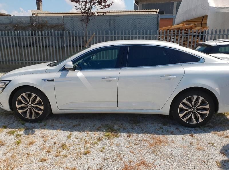 Usata Renault Talisman 130 CV (95 kW) 2018 Bianco Berlina