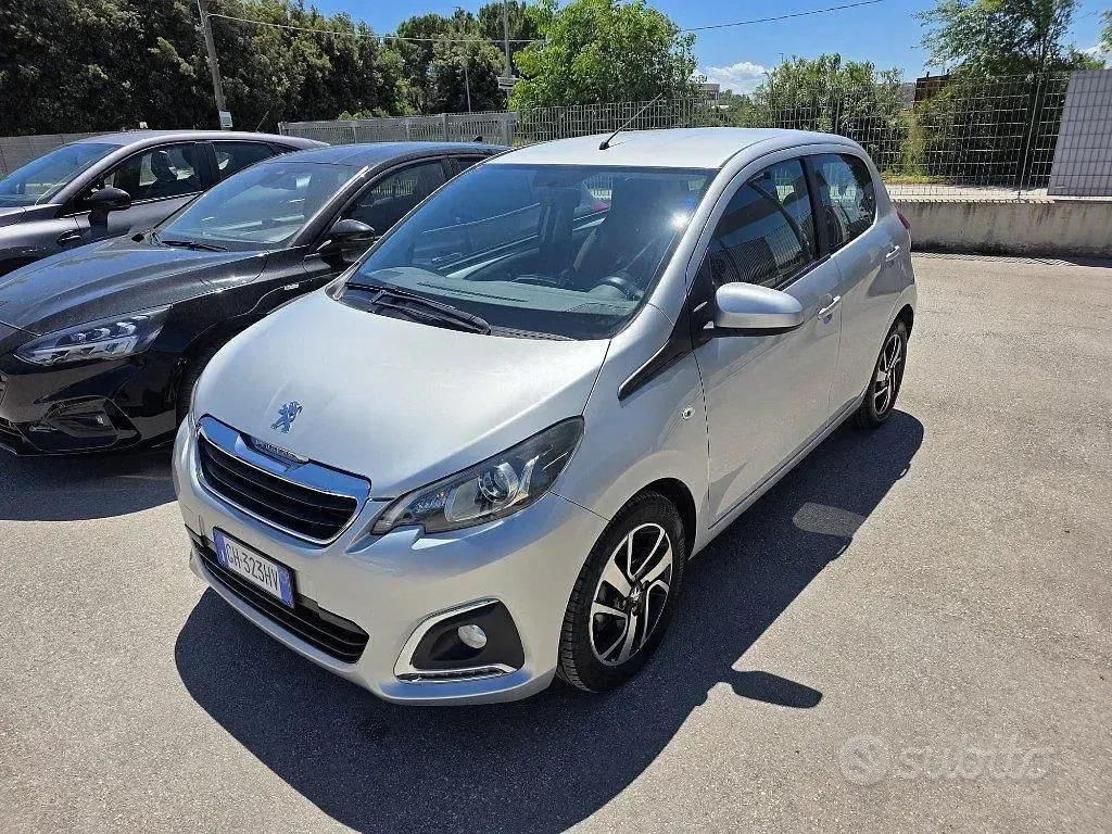 Occasion Peugeot 108 Allure 72 ch (52 kW) 2021 Gris Berline