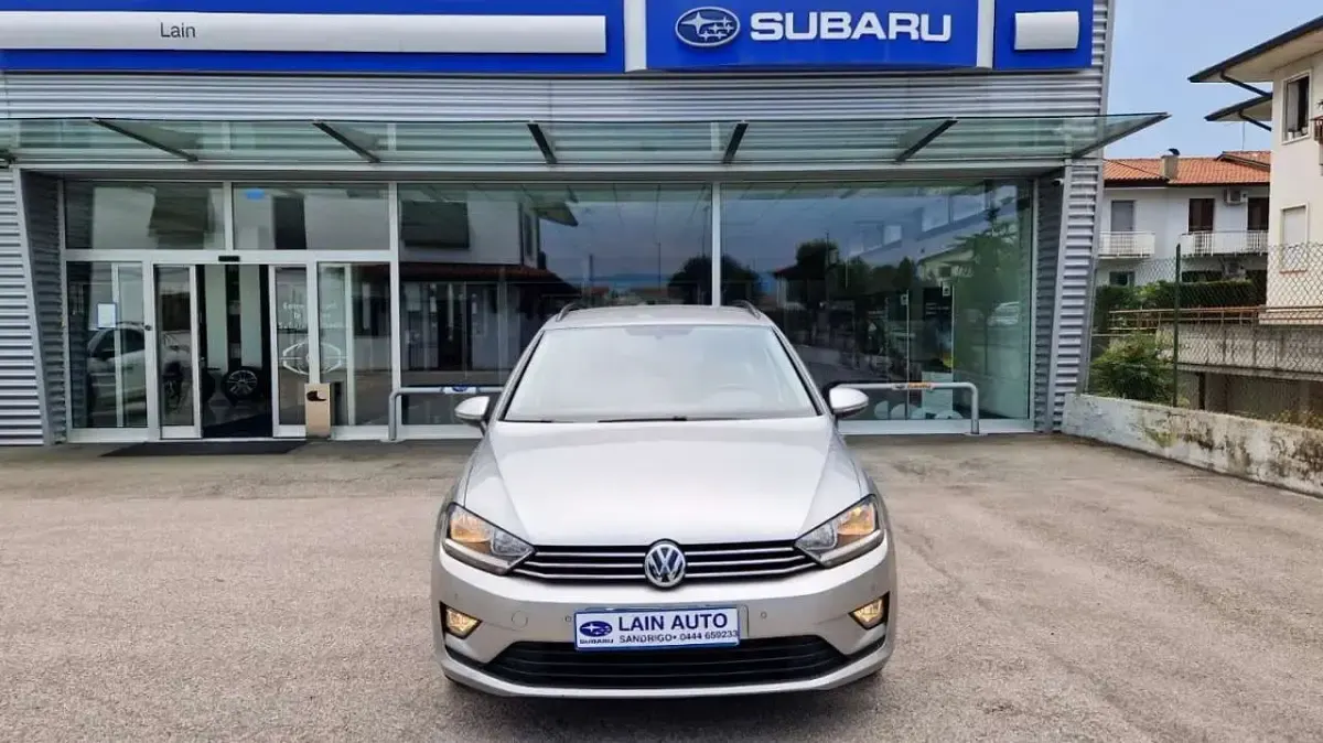 Usata VW Golf VII Highline 110 CV (80 kW) 2016 Grigio Berlina