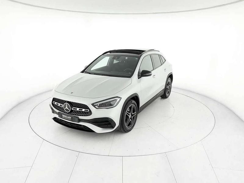 Usata Mercedes GLA250 Premium 160 CV (117 kW) 2022 Argento SUV