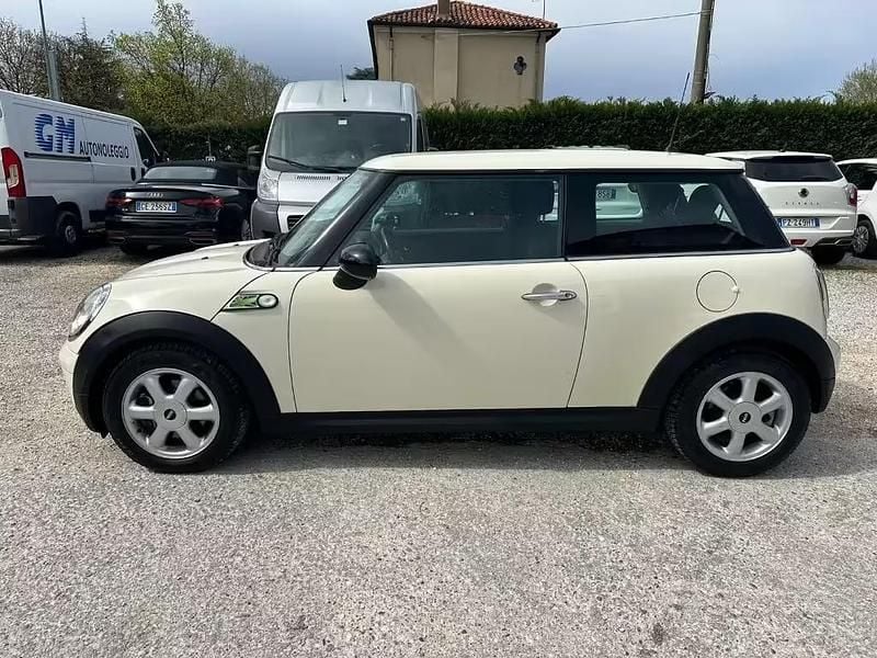 Usata Mini ONE 95 CV (69 kW) 2010 Bianco Utilitaria
