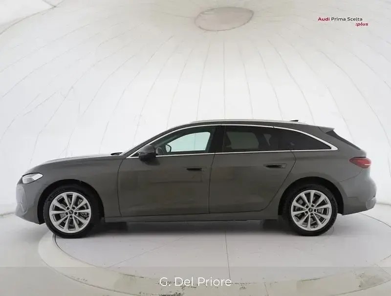 Usata Audi A5 Advanced 204 CV (150 kW) 2025 Grigio Berlina