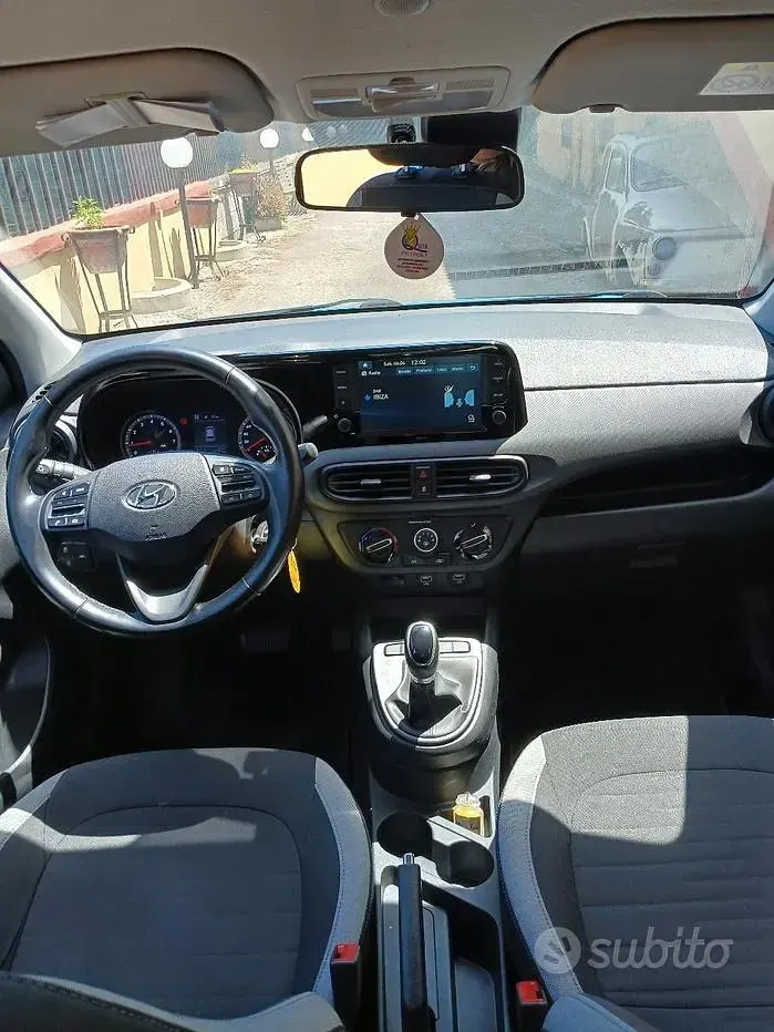 Usata Hyundai i10 67 CV (49 kW) 2021 Blu Utilitaria