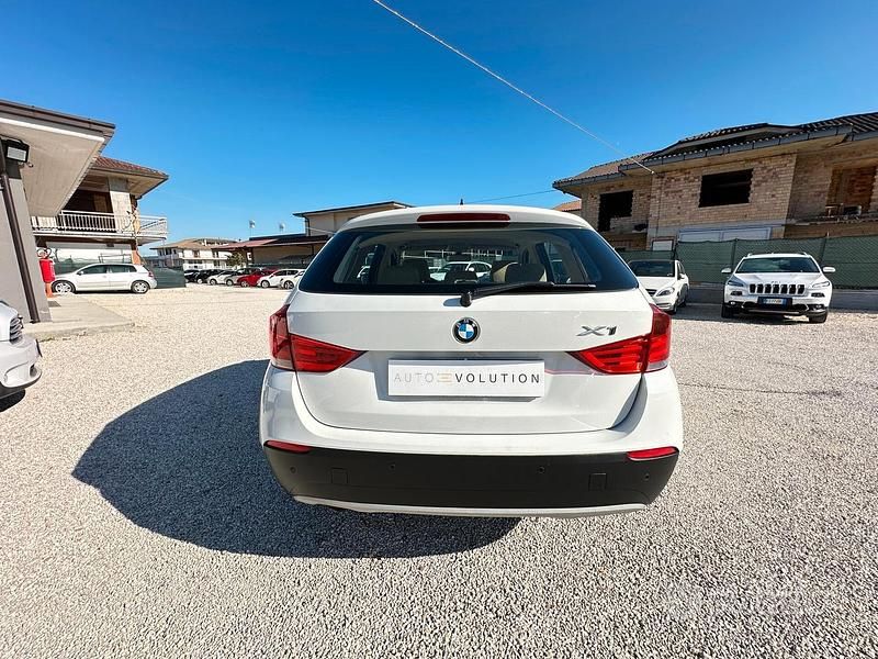 Usata BMW X1 143 CV (105 kW) 2011 Bianco SUV