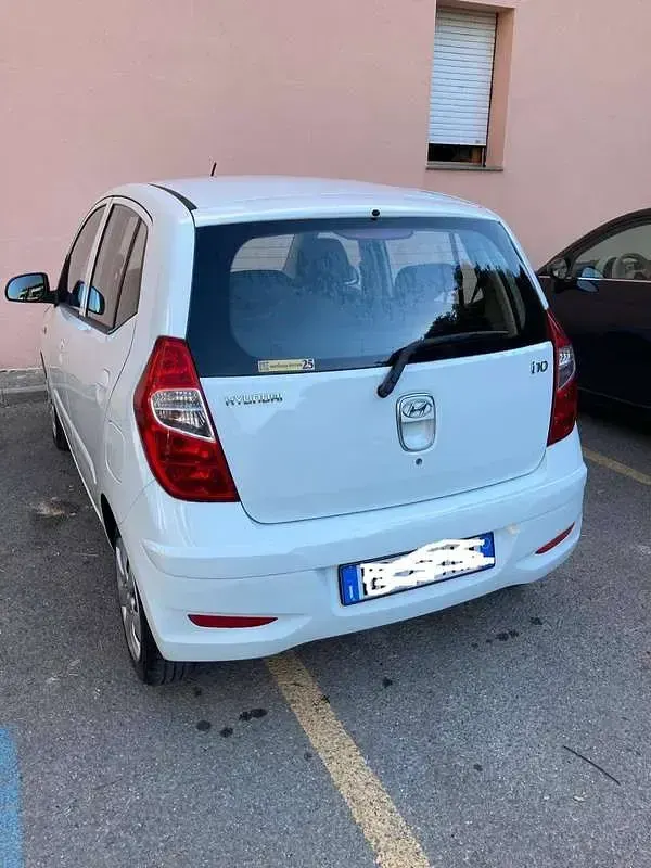 Usata Hyundai i10 Classic 69 CV (50 kW) 2011 Bianco Utilitaria