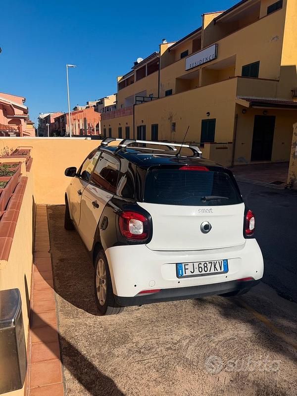 Usata Smart ForFour 71 CV (52 kW) 2017 Bianco Utilitaria