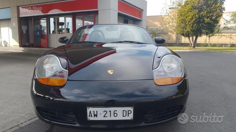 Second-hand Porsche Boxster 203 CP (149 kW) 1998 Negru Cabrio