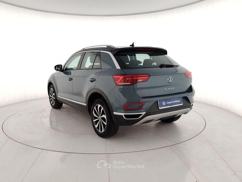 Usata VW T-Roc Style 110 CV (80 kW) 2022 Grigio metallizzato SUV