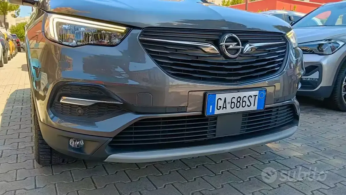 Usata Opel Grandland X Ultimate 131 CV (96 kW) 2020 Grigio SUV