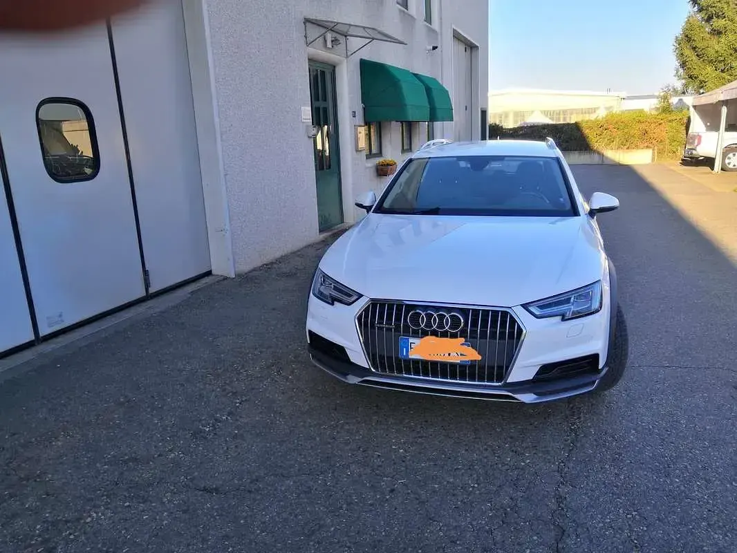 Usata Audi A4 Allroad Business 163 CV (119 kW) 2017 Bianco Station wagon