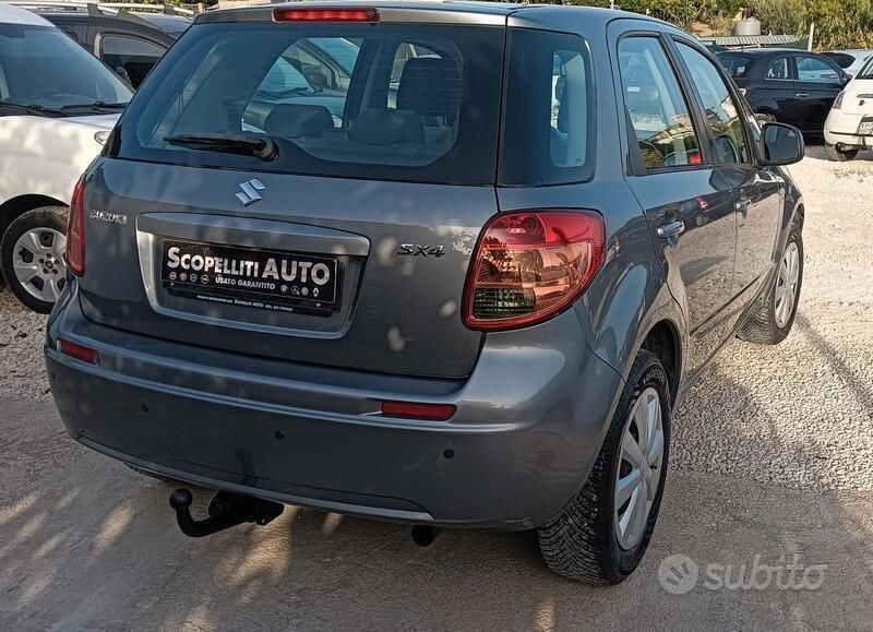 Usata Suzuki SX4 120 CV (88 kW) 2008 Grigio SUV