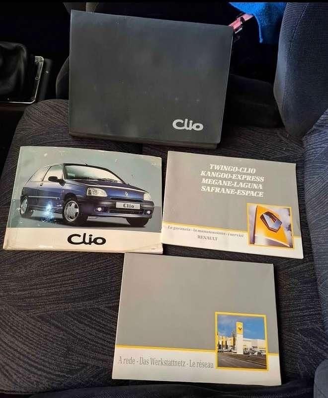 Usata Renault Clio II 75 CV (55 kW) 1998 Blu/azzurro Berlina