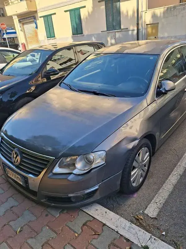 Usata VW Passat Business 140 CV (102 kW) 2008 Berlina