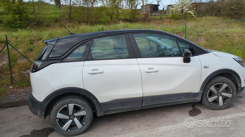 Usata Opel Crossland 2024 Bianco SUV