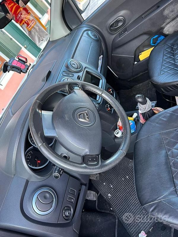 Usata Dacia Lodgy Stepway 2016 Bianco Monovolume