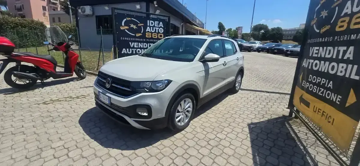 Usata VW T-Cross Style 110 CV (80 kW) 2023 Beige SUV