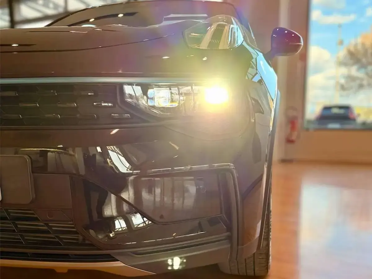 Usata Lynk & Co 01 179 CV (131 kW) 2023 Nero SUV