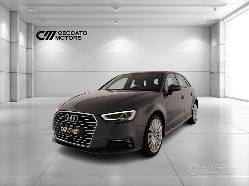 Usata Audi e-tron Design 204 CV (150 kW) 2017 Grigio SUV