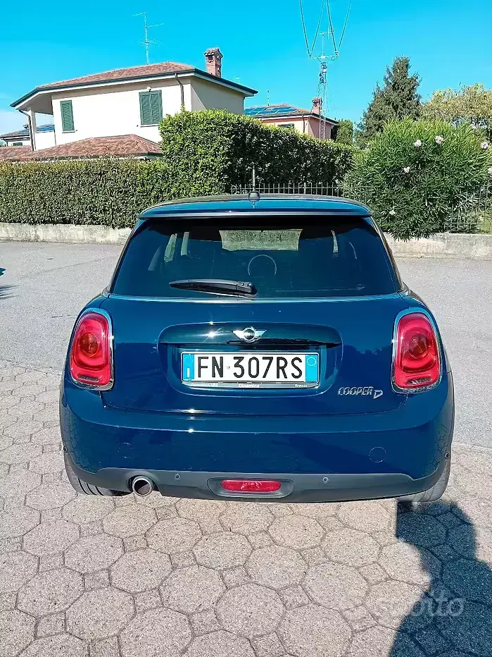 Usata Mini Cooper Hype 116 CV (85 kW) 2018 Bluazzurro Utilitaria