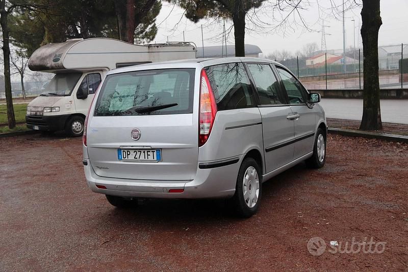 Usata Fiat Ulysse 2008 Grigio Monovolume