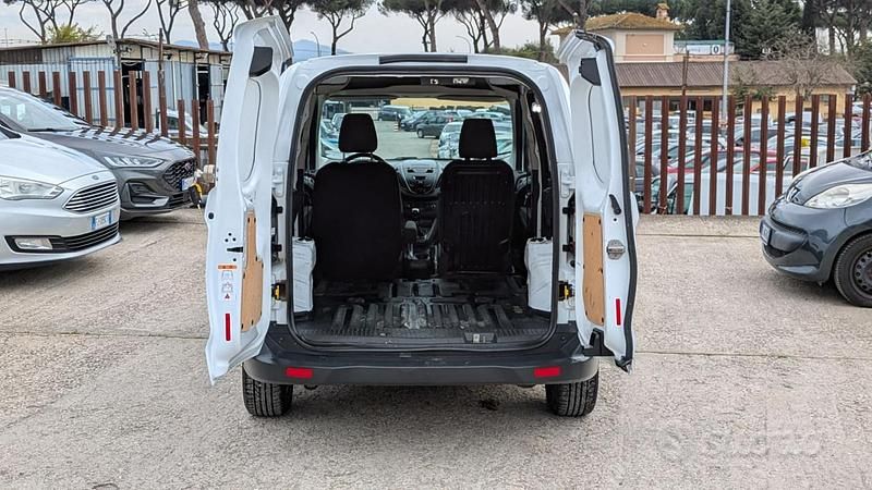 Usata Ford Transit 99 CV (72 kW) 2022 Bianco Furgone