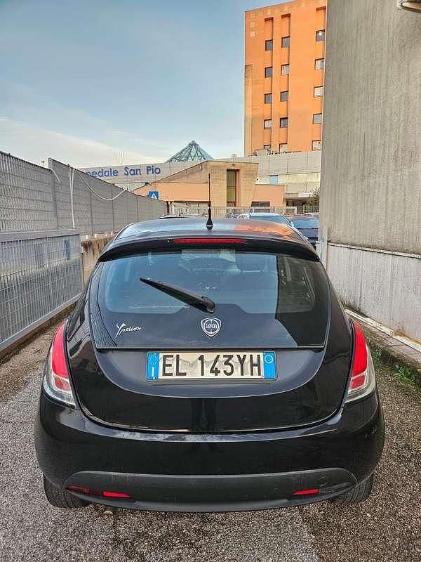 Usata Lancia Ypsilon S 95 CV (69 kW) 2013 Utilitaria