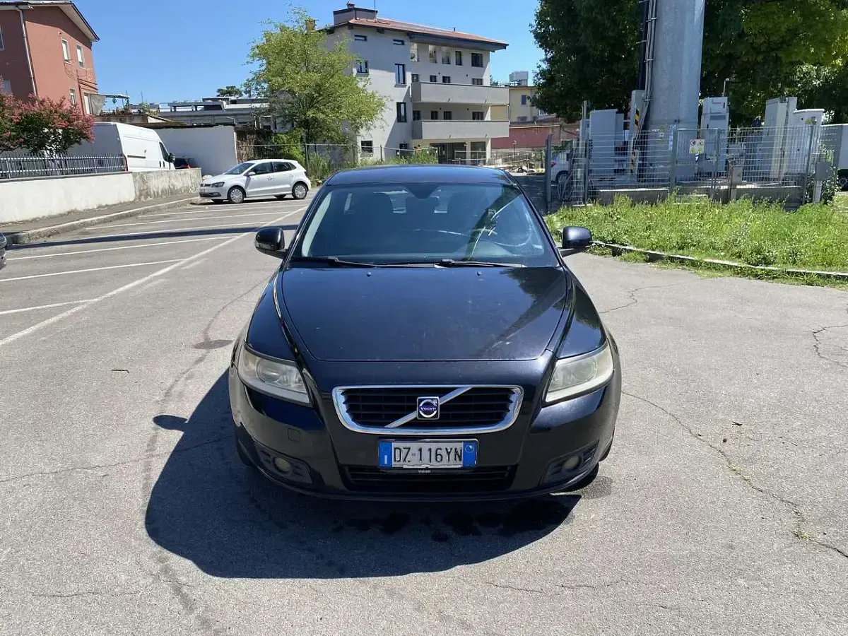Usata Volvo V50 Drive Kinetic 109 CV (80 kW) 2009 Blu/azzurro Station wagon