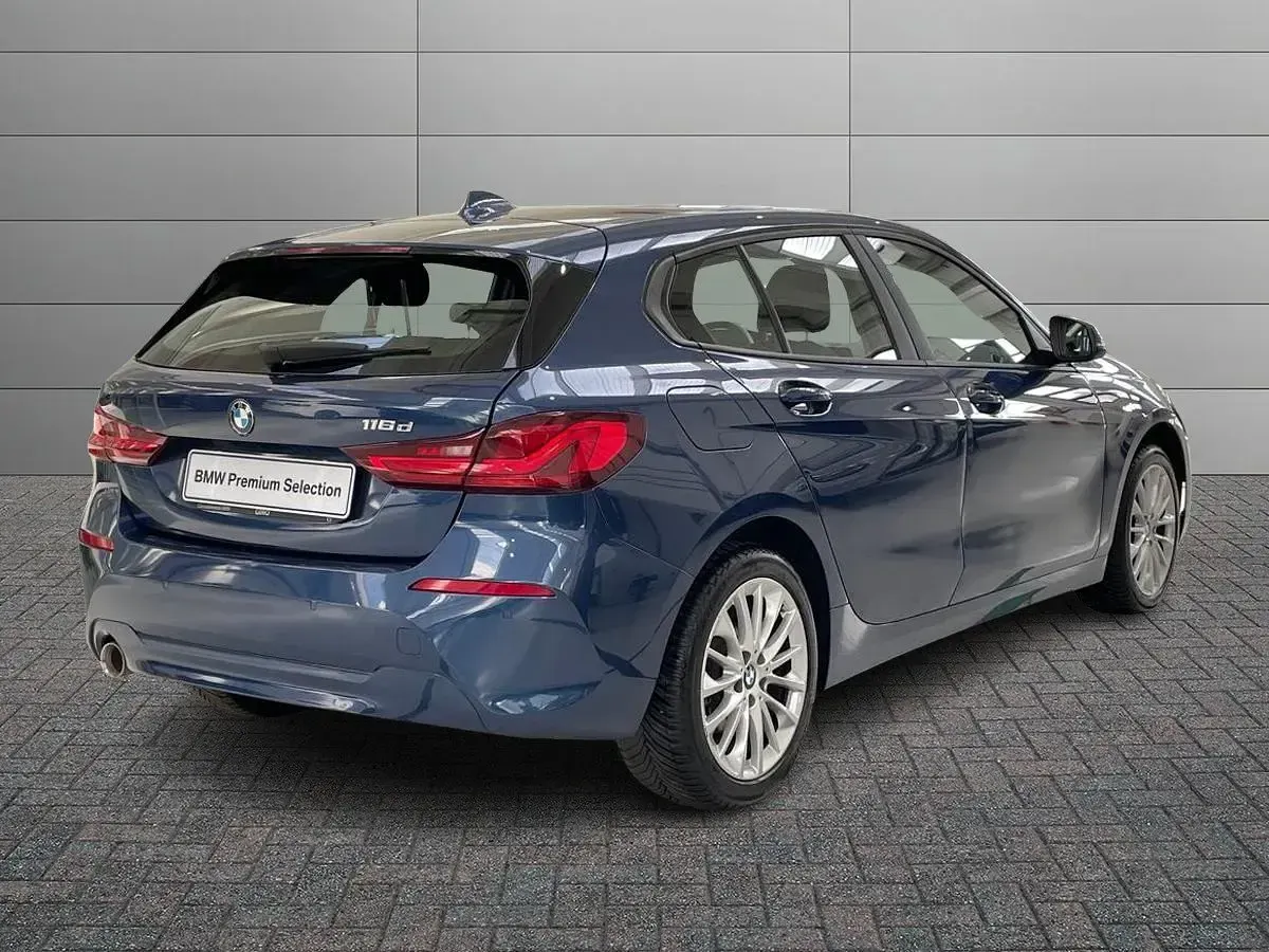 Usata BMW 116 Advantage 116 CV (85 kW) 2022 Blu Utilitaria