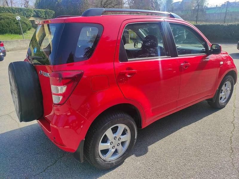 Usata Daihatsu Terios 86 CV (63 kW) 2006 SUV