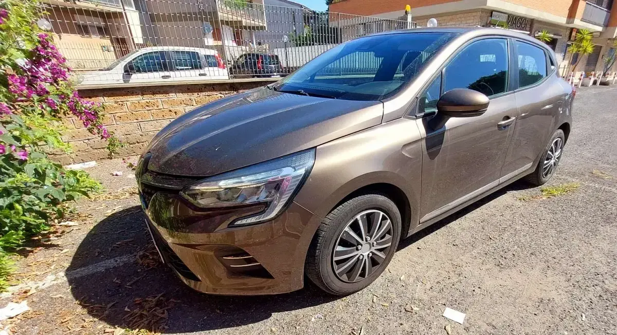 Usata Renault Clio V Zen 86 CV (63 kW) 2020 Berlina