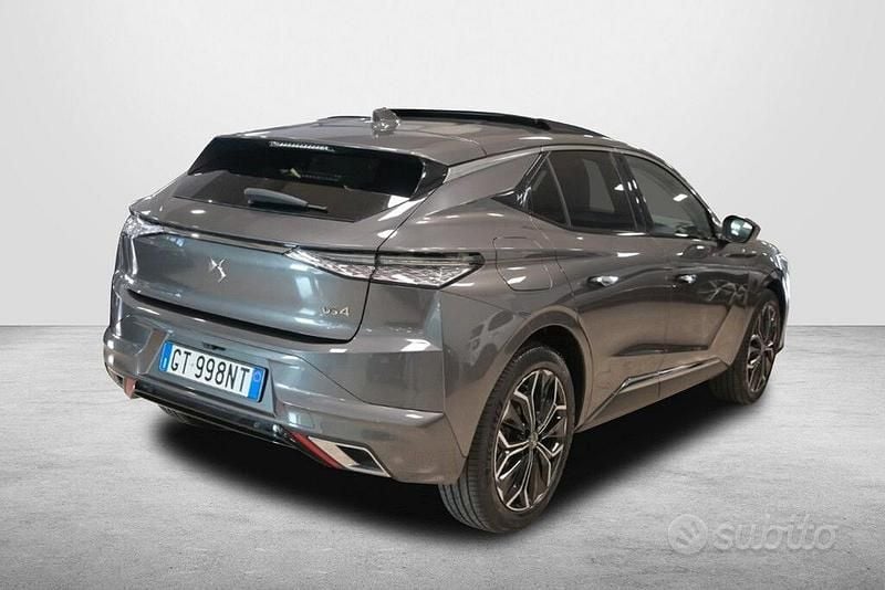 Usado DS Automobiles DS4 Opera 131 CV (96 kW) 2024 Gris Berlina