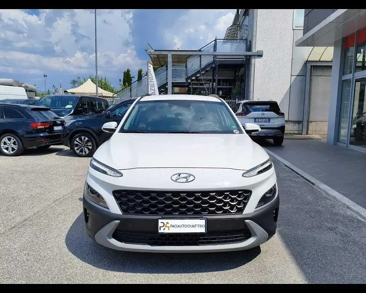 Usata Hyundai Kona 105 CV (77 kW) 2021 Bianco SUV