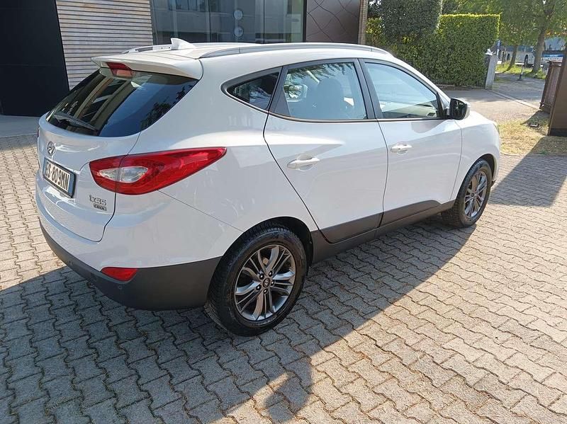 Usata Hyundai ix35 Xpossible 116 CV (85 kW) 2013 Bianco SUV