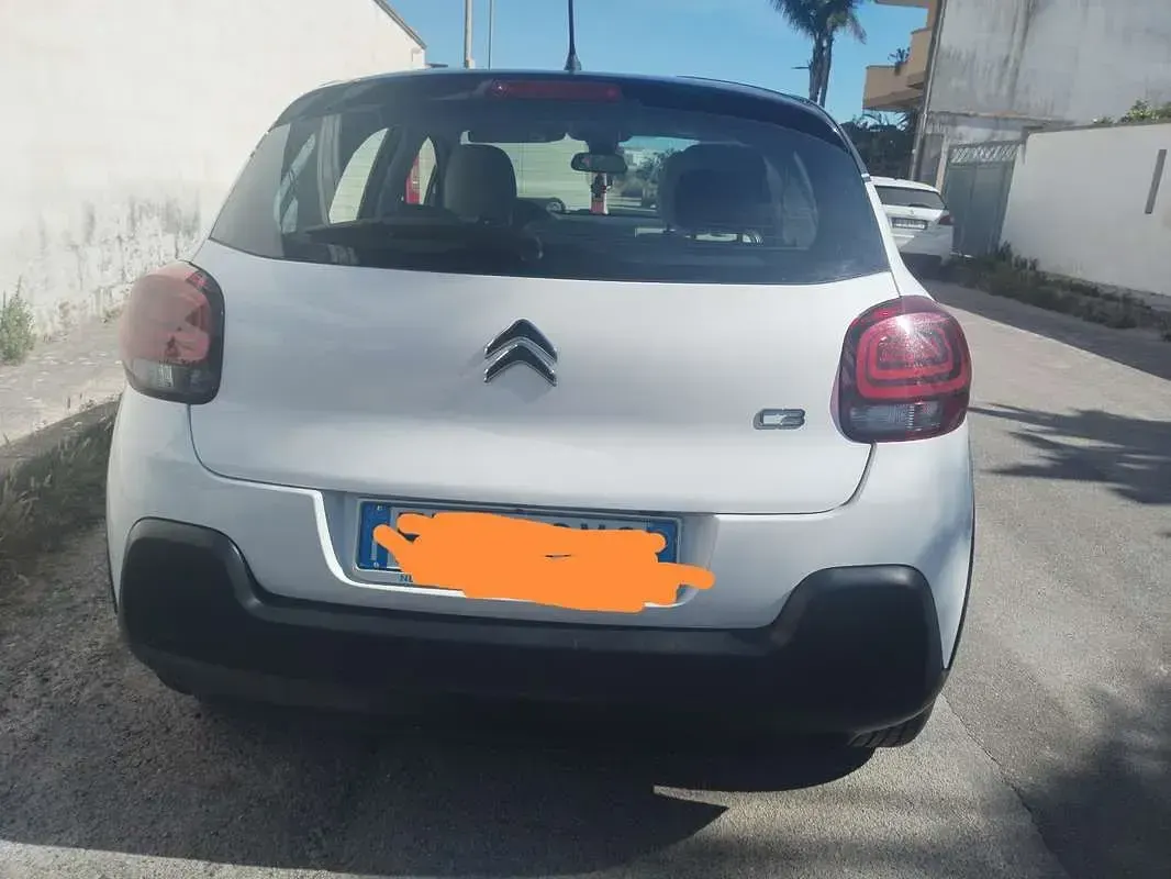 Usata Citroën C3 Shine 75 CV (55 kW) 2018 Utilitaria