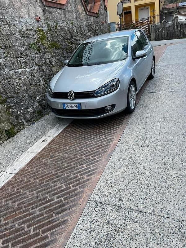Usata VW Golf VI 110 CV (80 kW) 2010 Grigio Utilitaria