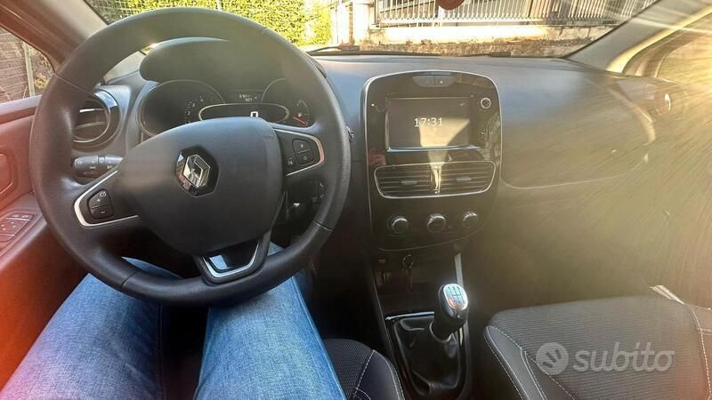 Usata Renault Clio IV 75 CV (55 kW) 2017 Grigio Berlina