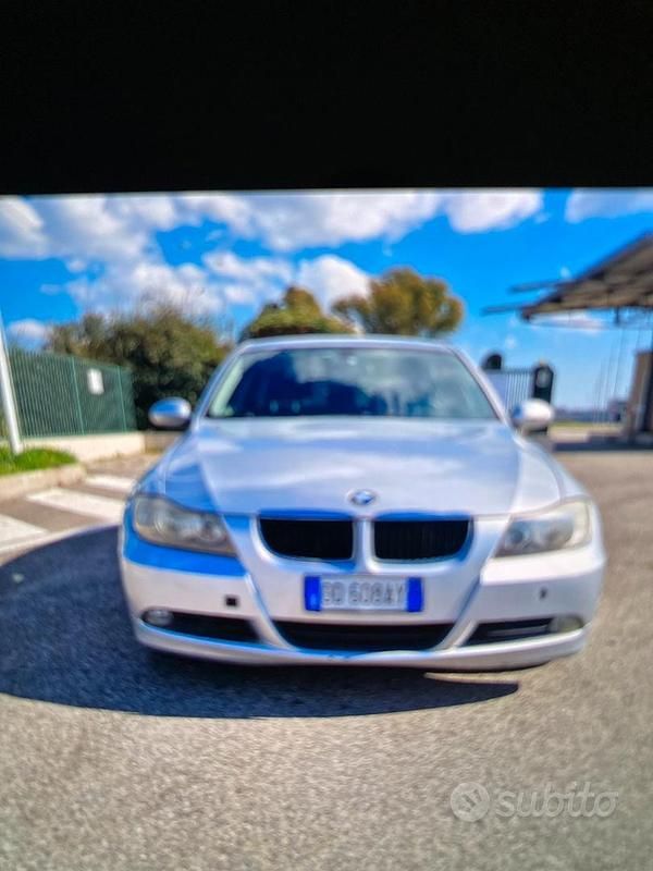 Usata BMW 320 Efficient Dynamics 164 CV (120 kW) 2006 Grigio Berlina