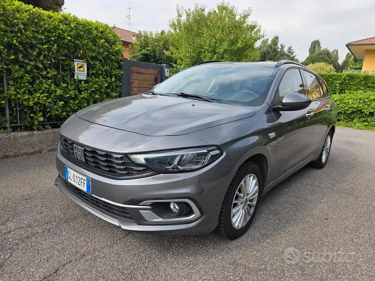 Usata Fiat Tipo S 131 CV (96 kW) 2022 Grigio Station wagon