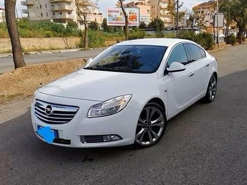 Usata Opel Insignia Cosmo 131 CV (96 kW) 2013 Bianco Berlina