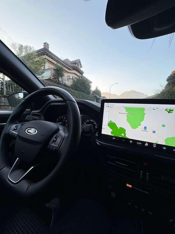 Usata Ford Focus ST-Line 125 CV (91 kW) 2024 Grigio Berlina